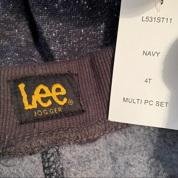 Lee Boy’s 3 - Piece Outfit - Picture 16 of 16